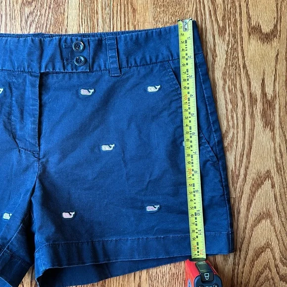 Vineyard Vines Women’s Navy Shorts with Whale Print, Size 6 - Picture 6 of 9